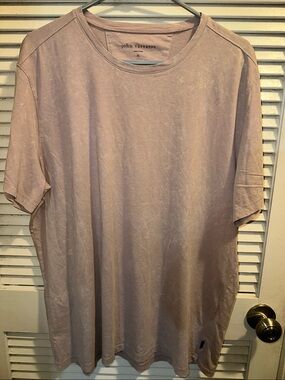 John Varvatos Short-Sleeve Crewneck Tee in Dusty Mauve
